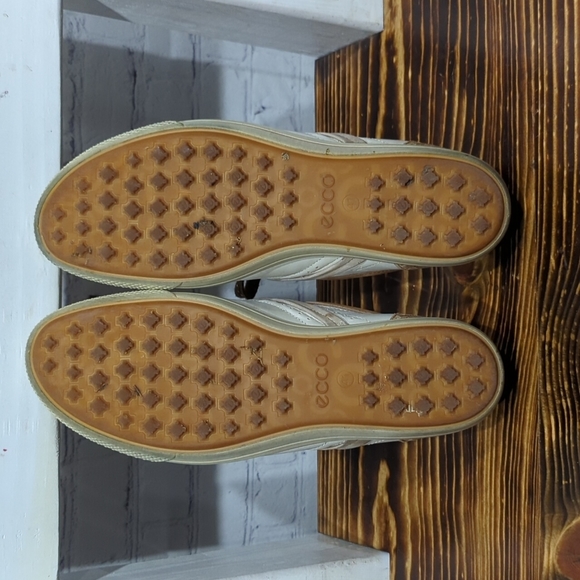 Ecco Spike Less Women Golf Shoe Wingtip Sz. 10. - Picture 7 of 7